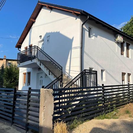 פרישטינה Rock Hostel מראה חיצוני תמונה