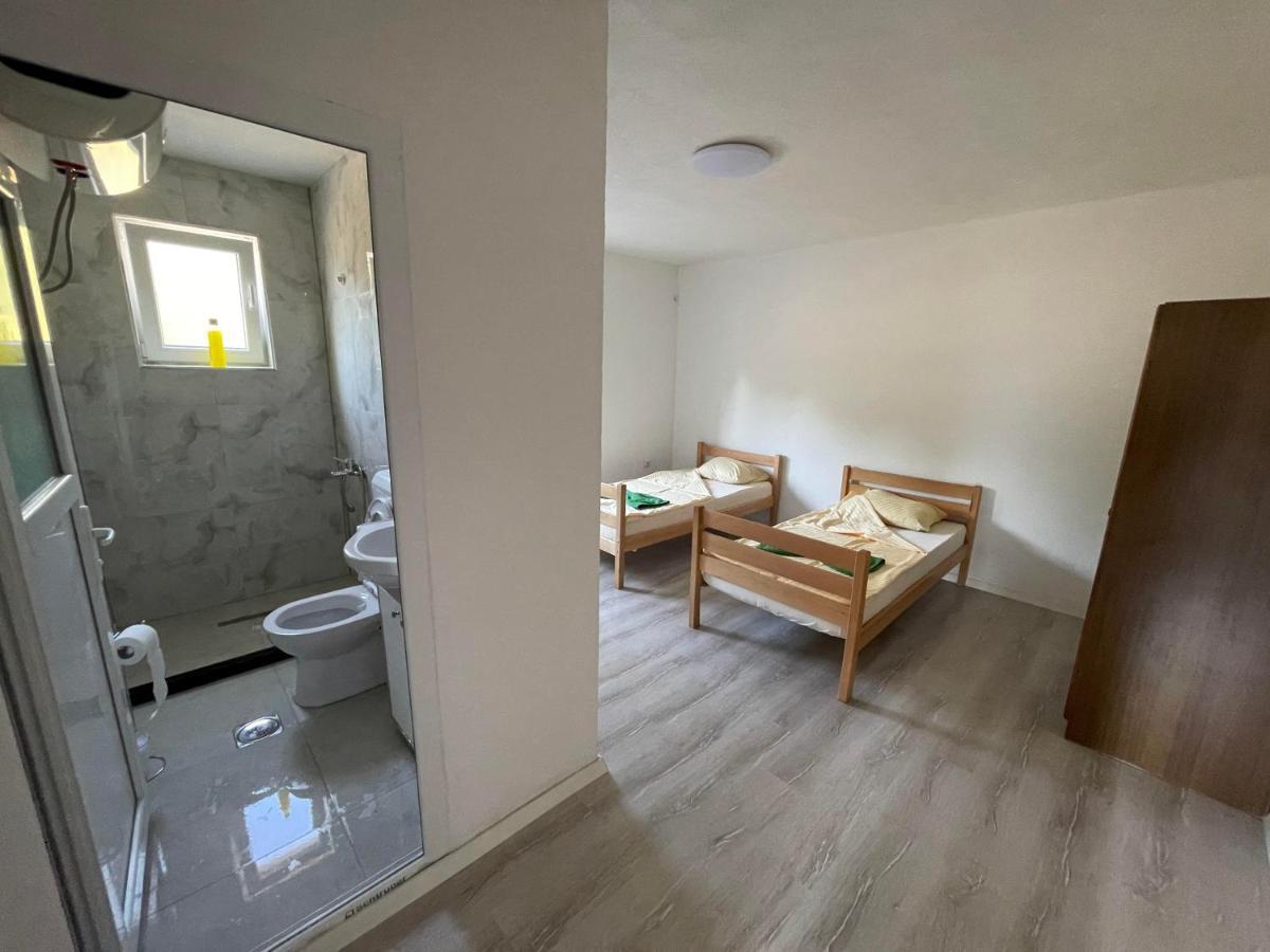 פרישטינה Rock Hostel מראה חיצוני תמונה