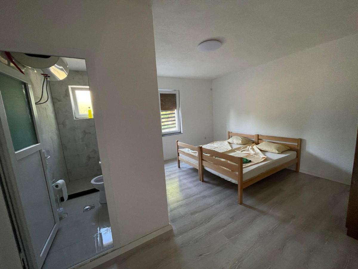 פרישטינה Rock Hostel מראה חיצוני תמונה