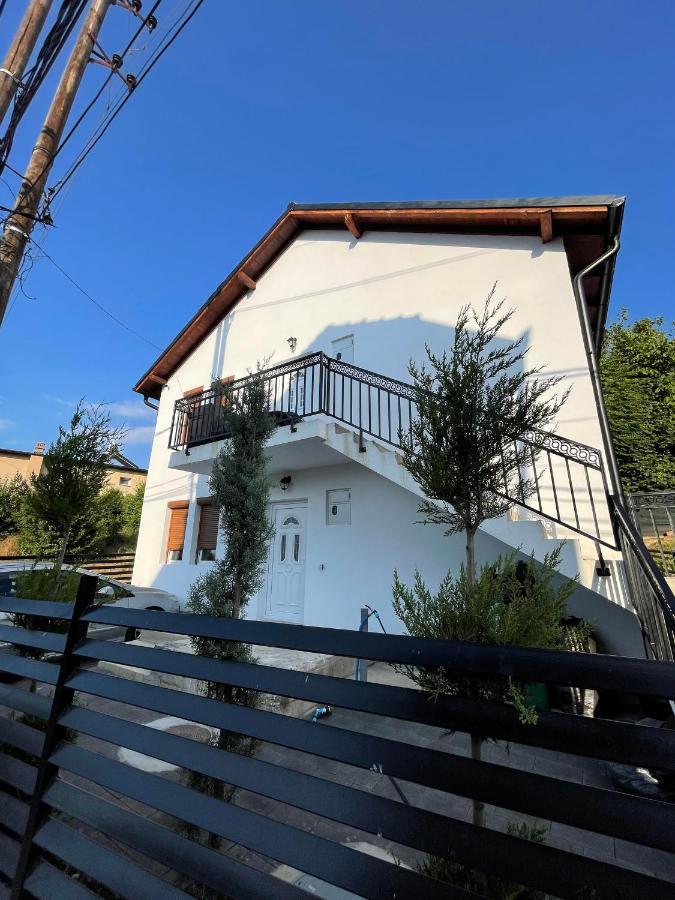 פרישטינה Rock Hostel מראה חיצוני תמונה